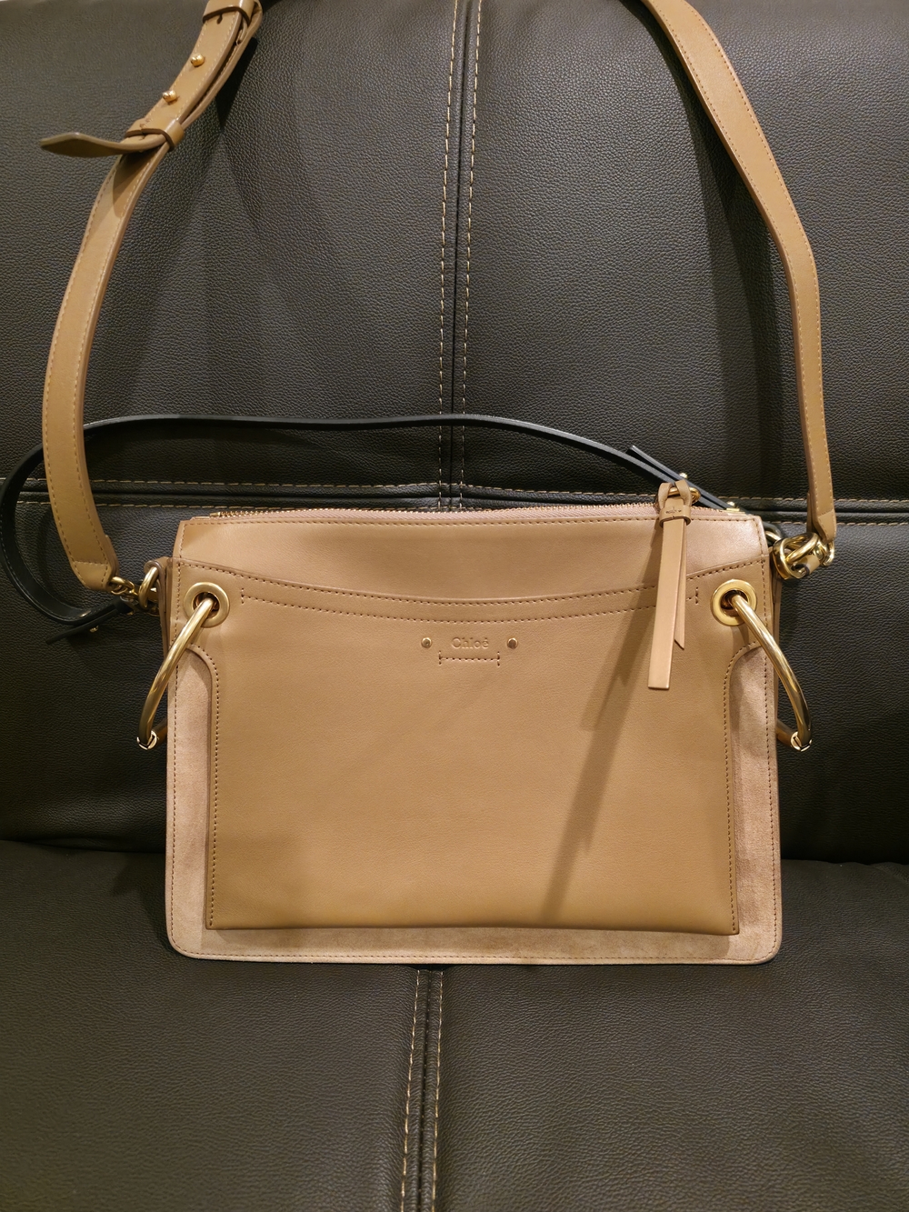Chloe Roy Tan/Beige Leather Shoulder Bag